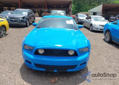 2014 Ford Mustang Gt z USA, uszkodzony, nr VIN 1ZVBP8CF2E5234974
